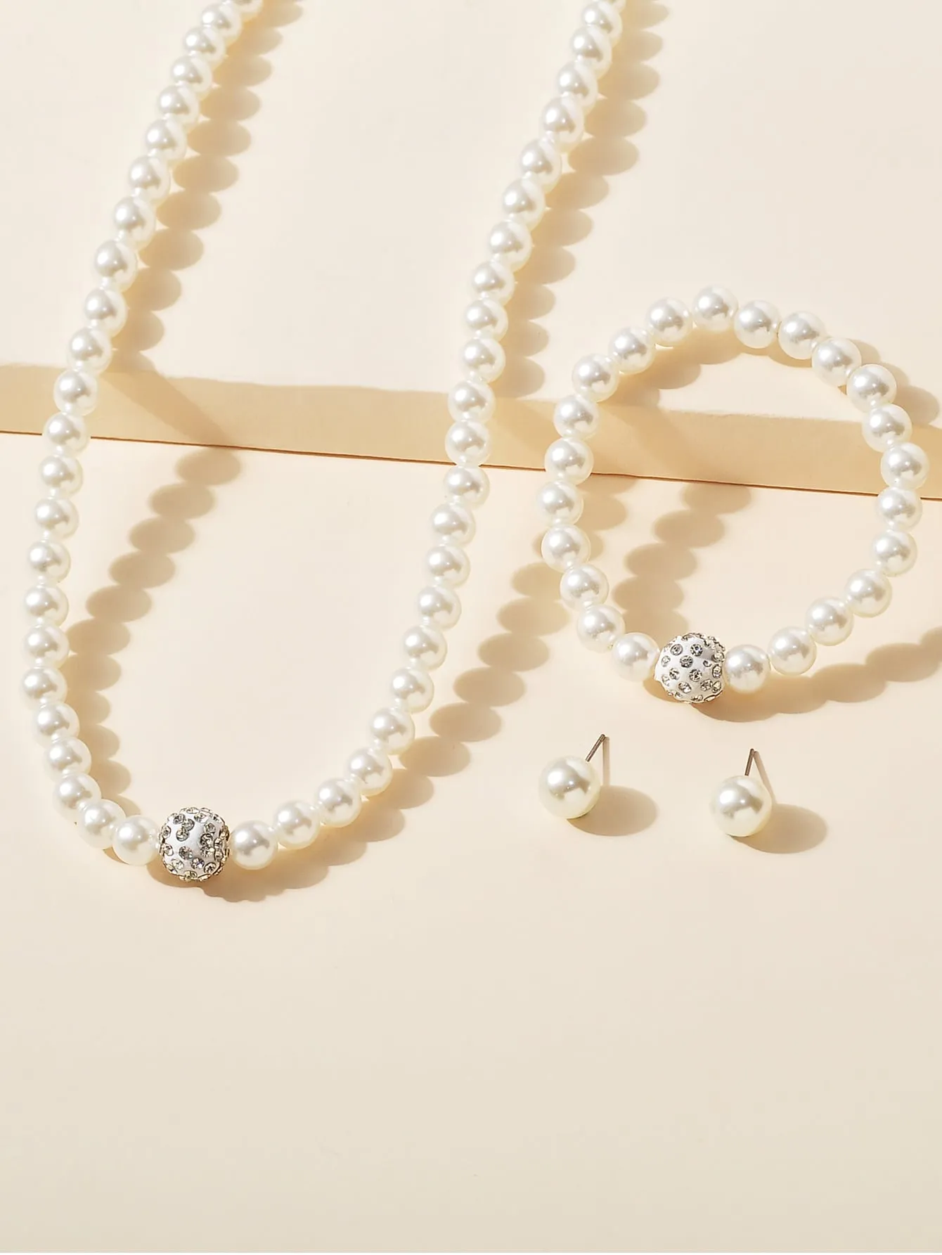 4pcs Faux Pearl Decor Sparkling Jewelry Set With Choker Necklace & Beaded