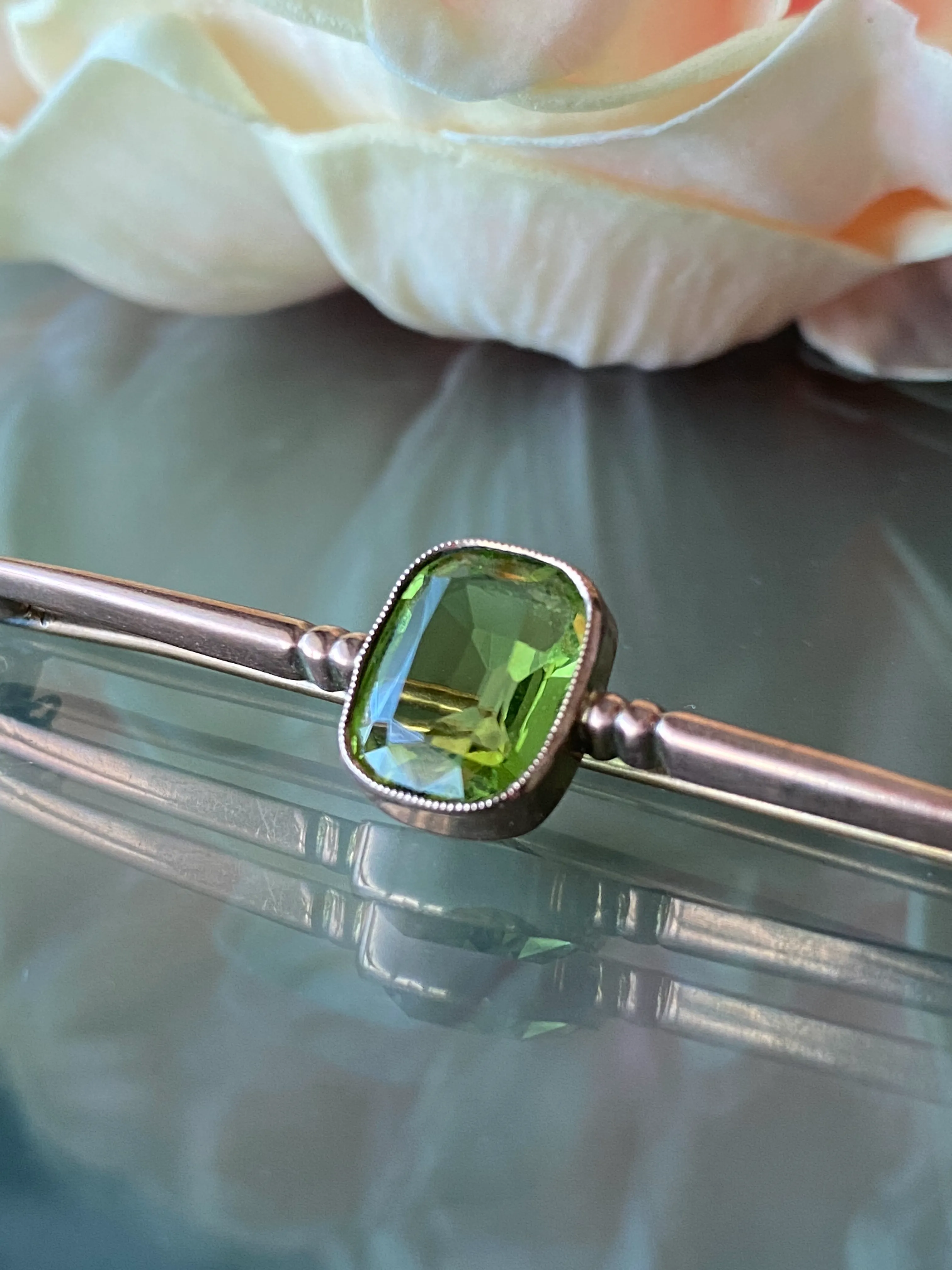 Cushion Cut Peridot 9ct Rose Gold Brooch