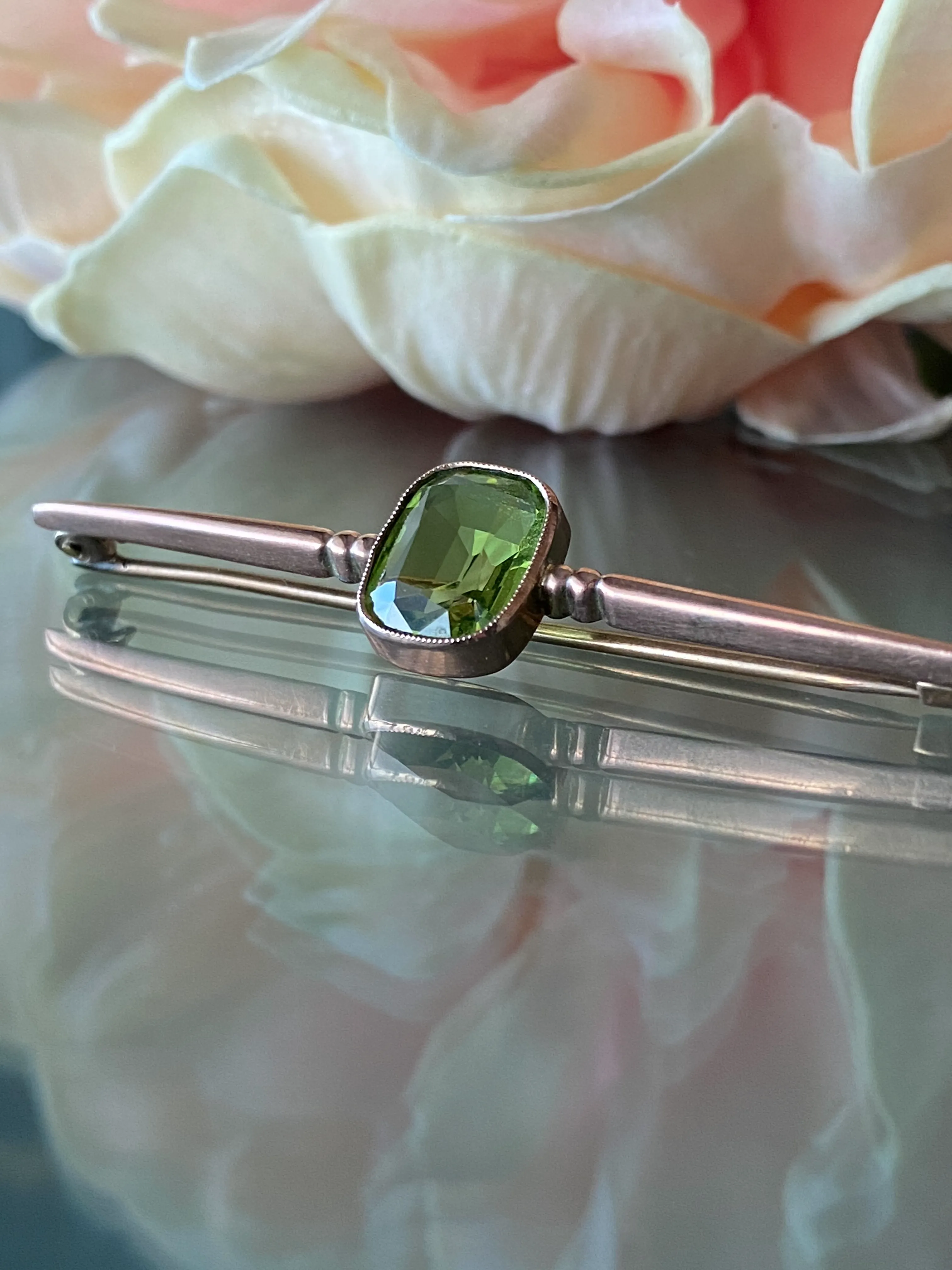 Cushion Cut Peridot 9ct Rose Gold Brooch