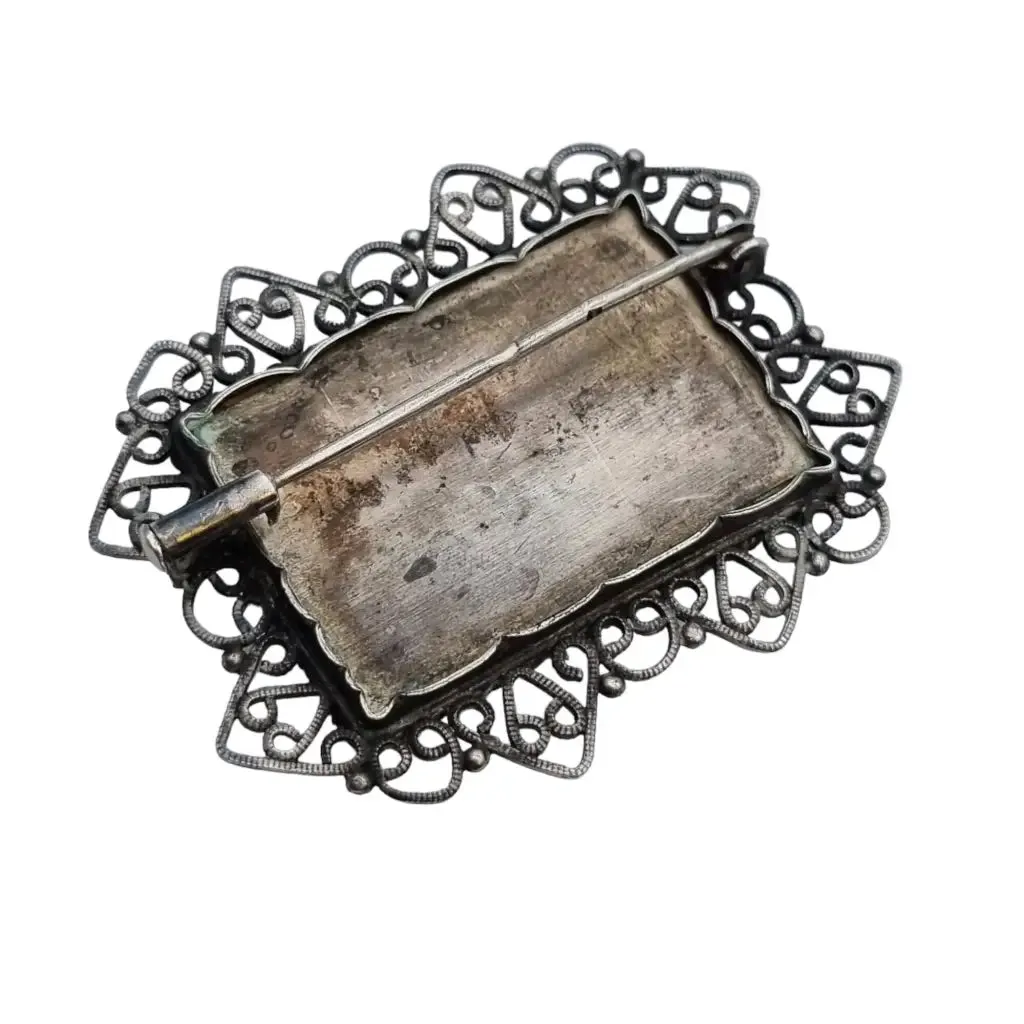 French brooch in silver with miniature painting signed by j. Granion.