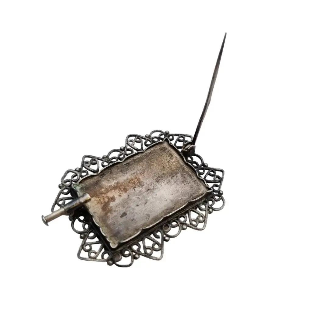 French brooch in silver with miniature painting signed by j. Granion.