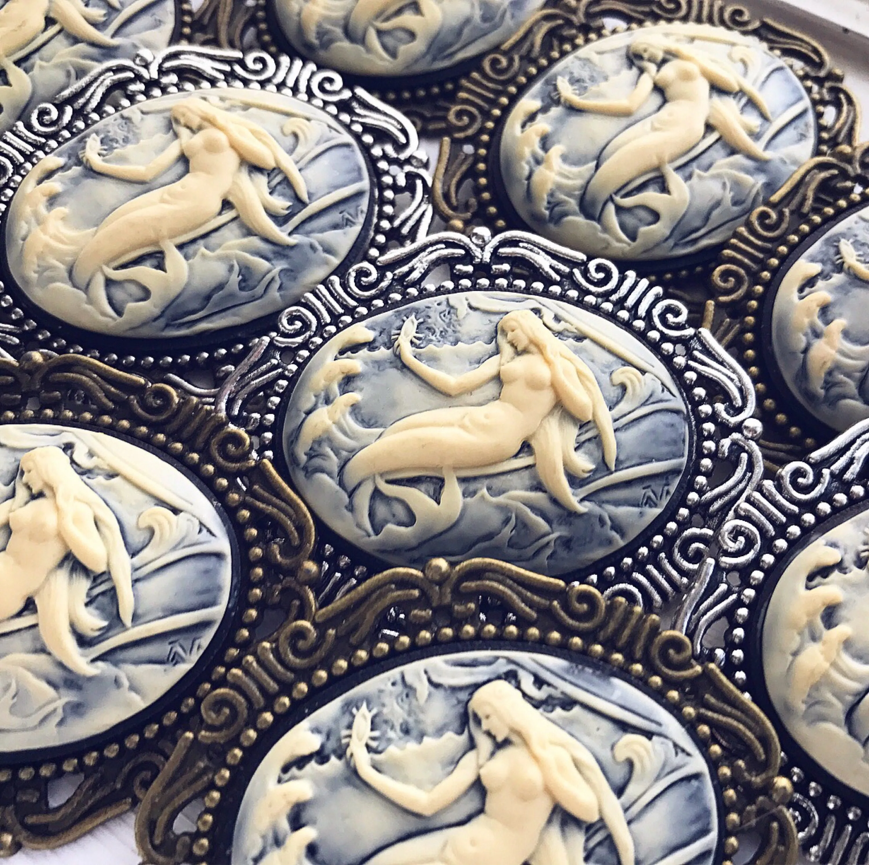 Mermaid Siren Cameo Brooch in Bronze Large Size