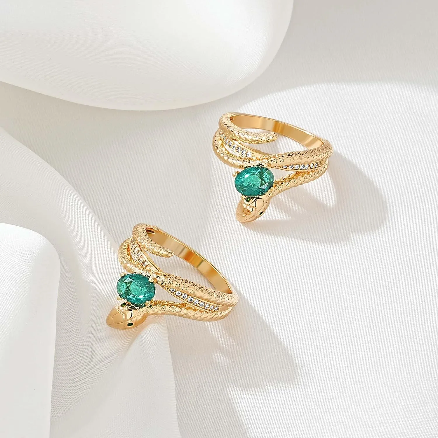 Valloey Rover Emerald Ring-Chunky Gold Rings for Women Non Tarnish 14K Gold Plated Stackable Vintage Snake Green Gemstone Solitaire Rings Statement Wedding Engagement Promise Ring Jewelry Gifts for Women Mom